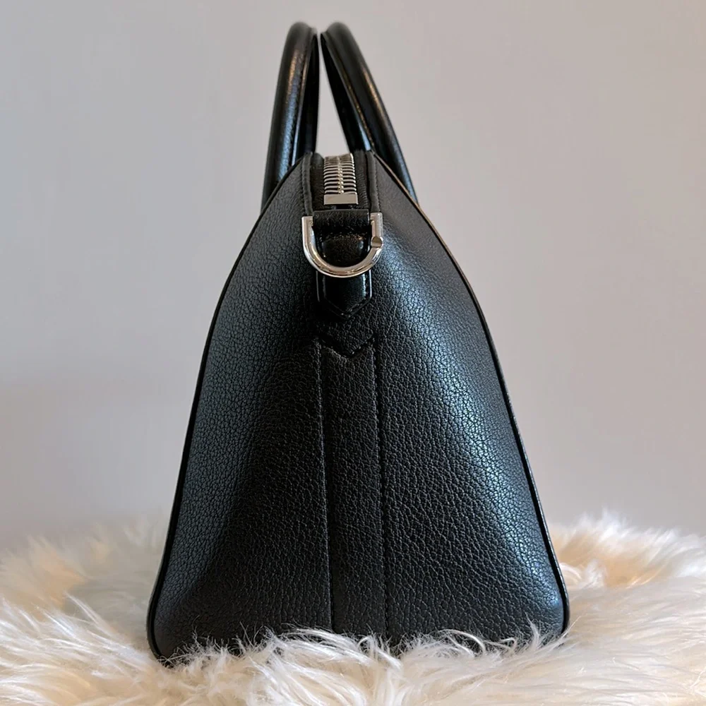 Givenchy Small Antigona Bag - Picture 5 of 14